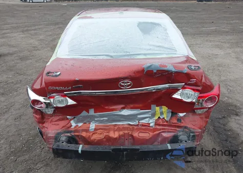 2013 Toyota Corolla S Special Edition z USA, uszkodzony, nr VIN 2T1BU4EE8DC066428